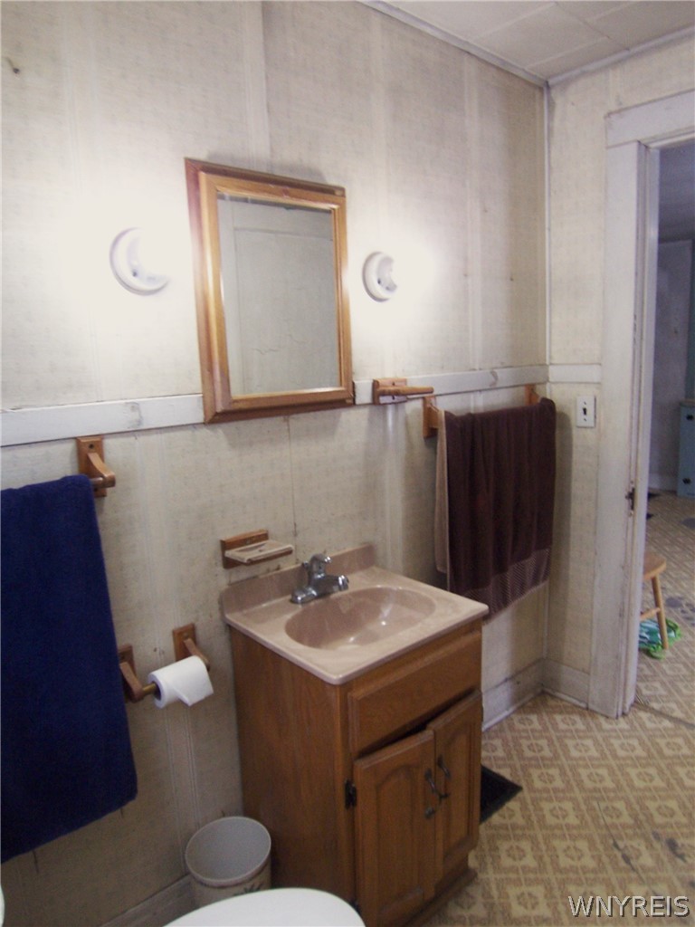 8451 Indian Falls Road Pembroke, NY 14036 - Photo 14 of 39