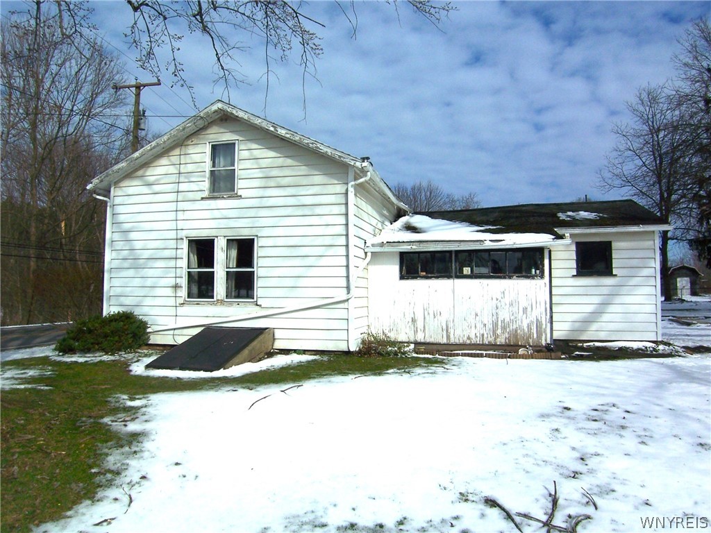 8451 Indian Falls Road Pembroke, NY 14036 - Photo 2 of 39