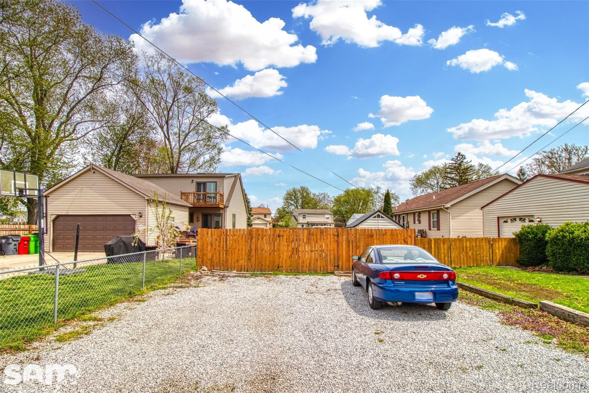 29639 South River Road Harrison Township, MI 48045 - Photo 51 of 52 MLS - IMG_5644.jpg