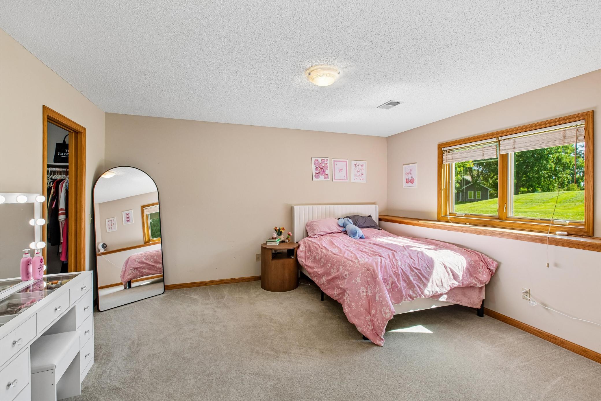 3012 Highpointe Curve Roseville, MN 55113 - Photo 25 of 32 Gallery Image 25