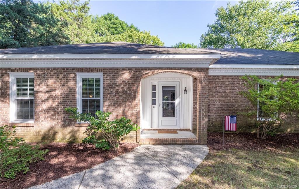 11606 Painted Tree Road Charlotte, NC 28226 - Photo 3 of 35 Gallery Image 3