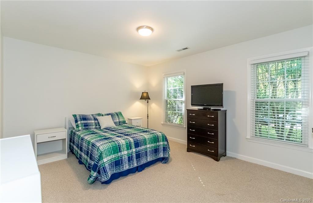 11606 Painted Tree Road Charlotte, NC 28226 - Photo 29 of 35 Gallery Image 29