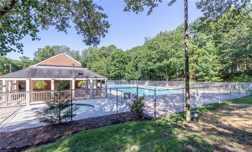 11606 Painted Tree Road Charlotte, NC 28226 - Photo 32 of 35 Gallery Image 32