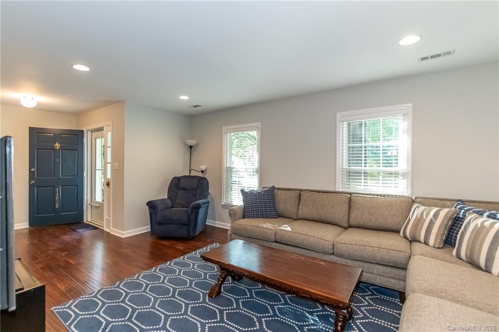 11606 Painted Tree Road Charlotte, NC 28226 - Photo 7 of 35 Gallery Image 7