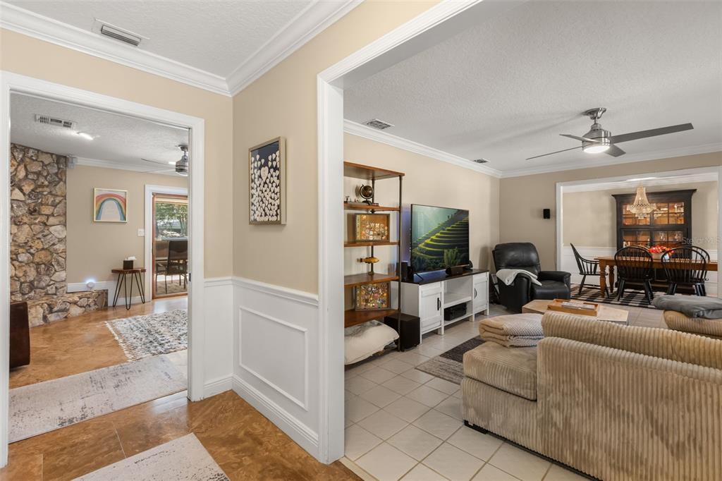 180 Spring Wood Trail Altamonte Springs, FL 32714 - Photo 6 of 32
