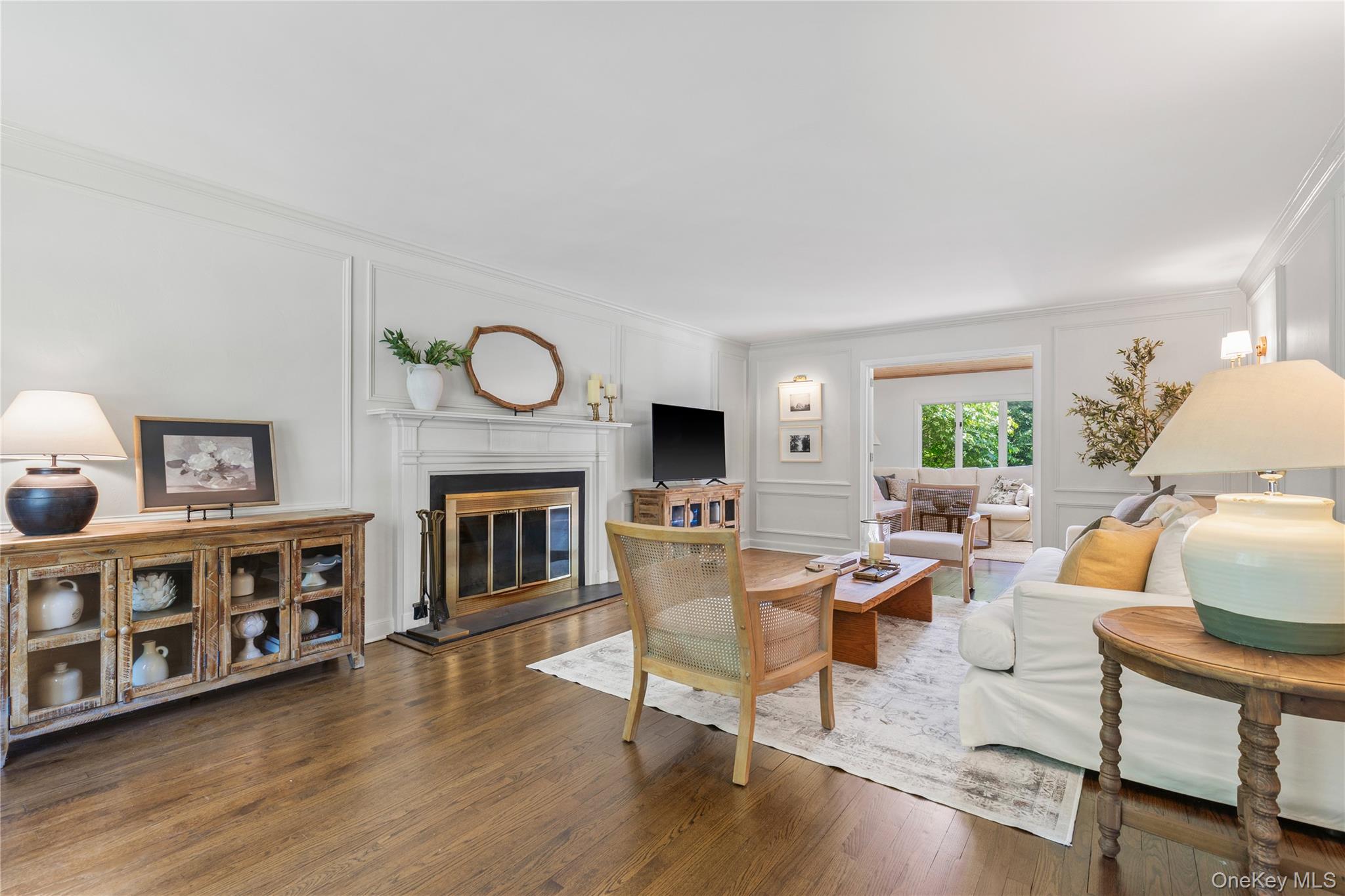 34 Sunny Ridge Road Harrison, NY 10528 - Photo 5 of 41 With wood burning fireplace