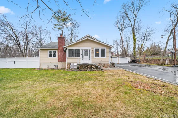 $499,999 | 34 Waldberg Avenue, Congers, NY 10920