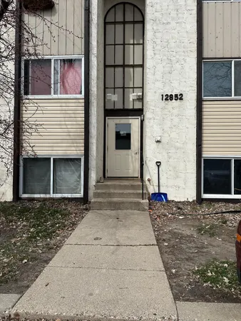 $109,000 | 12852 Nicollet Avenue, Unit 202, Burnsville, MN 55337