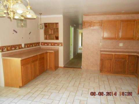 4296 Willard Road Birch Run, MI 48415 - Photo 8 of 15 20420908-7.JPG