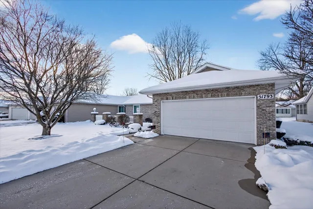 $289,500 | 51793 Heath Court, South Bend, IN 46637