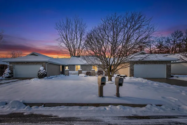 $289,500 | 51793 Heath Court, South Bend, IN 46637