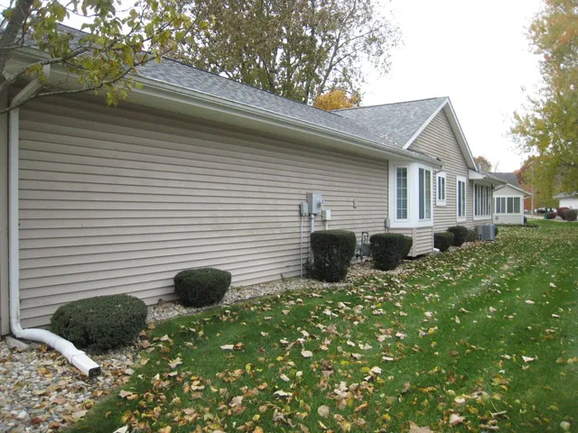 $289,500 | 51793 Heath Court, South Bend, IN 46637