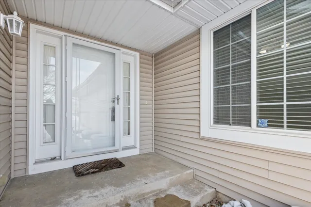 $289,500 | 51793 Heath Court, South Bend, IN 46637