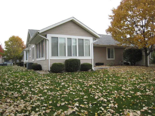 $289,500 | 51793 Heath Court, South Bend, IN 46637