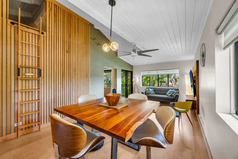 $590,000 | 3788 Lower Honoapiilani Road, Unit E212, Lahaina, HI 96761