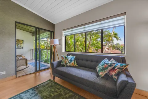 $590,000 | 3788 Lower Honoapiilani Road, Unit E212, Lahaina, HI 96761