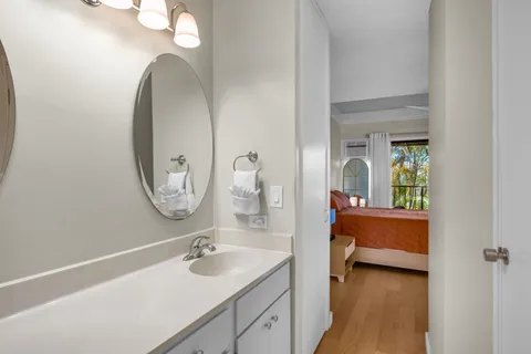 $590,000 | 3788 Lower Honoapiilani Road, Unit E212, Lahaina, HI 96761
