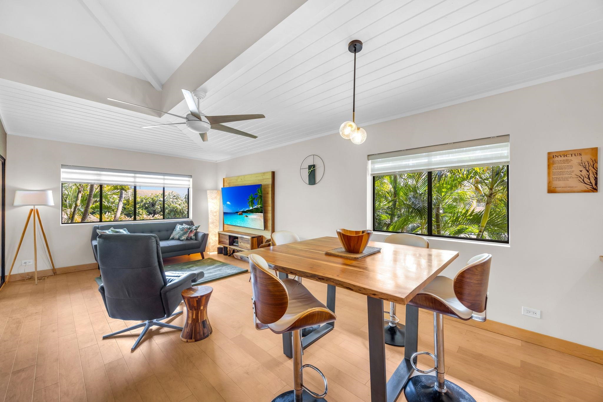 3788 Lower Honoapiilani Road, Unit E212 Lahaina, HI 96761 - Photo 2 of 36