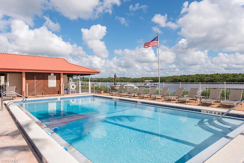307 Goodlette Road South, Unit B506 Naples, FL 34102 - Photo 4 of 12 Gallery Image 4