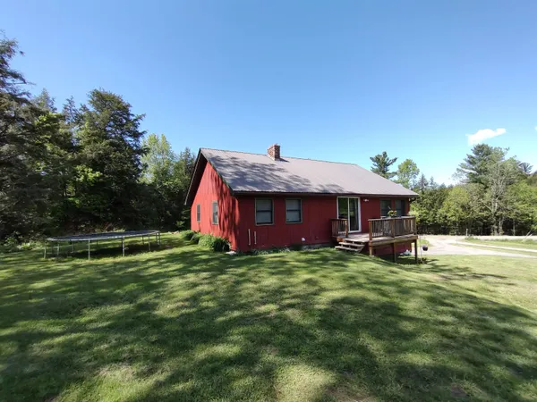 $390,000 | 28 Cedar Lane, Cambridge, VT 05464