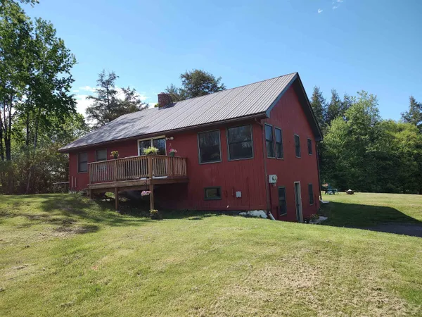 $390,000 | 28 Cedar Lane, Cambridge, VT 05464