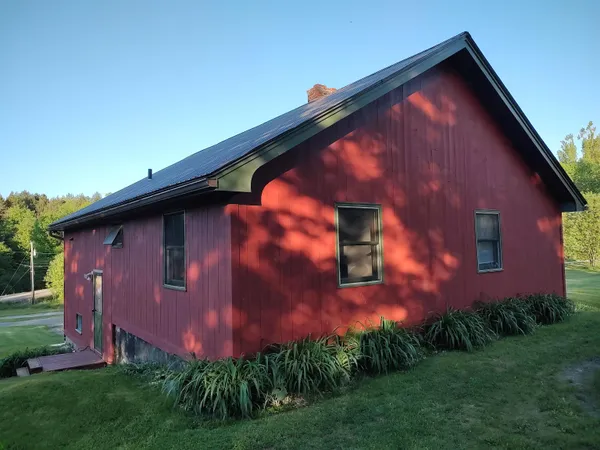 $390,000 | 28 Cedar Lane, Cambridge, VT 05464