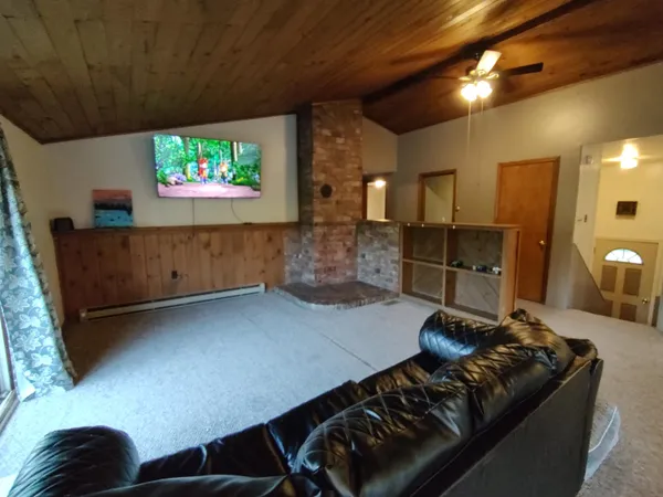 $390,000 | 28 Cedar Lane, Cambridge, VT 05464