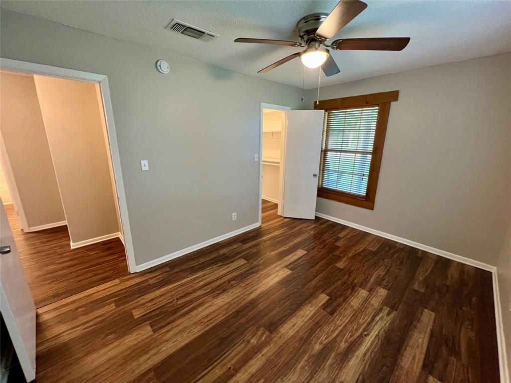 300 West 4th Street Springtown, TX 76082 - Photo 14 of 21