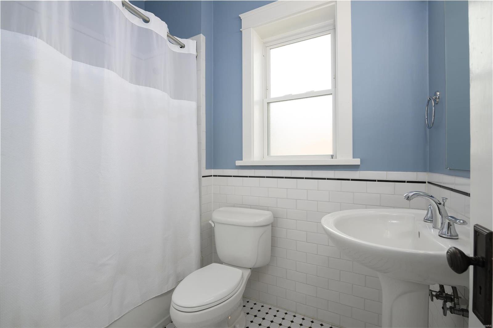 5125 Rosa Avenue St. Louis, MO 63109 - Photo 17 of 34