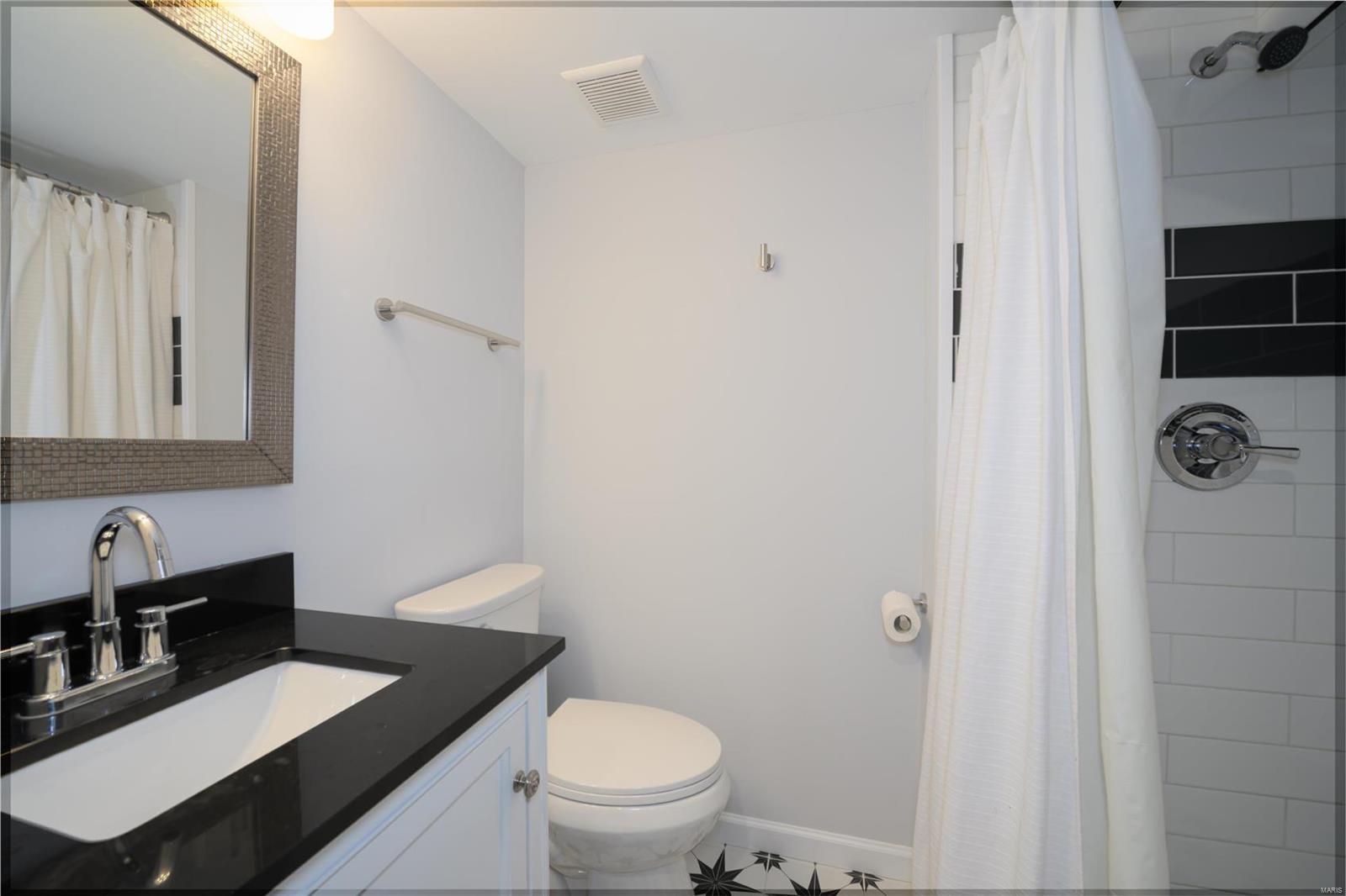 5125 Rosa Avenue St. Louis, MO 63109 - Photo 24 of 34