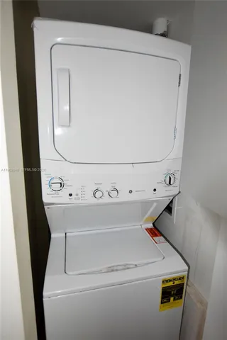 $3,750 | 325 South Biscayne Boulevard, Unit 3822, Miami, FL 33131