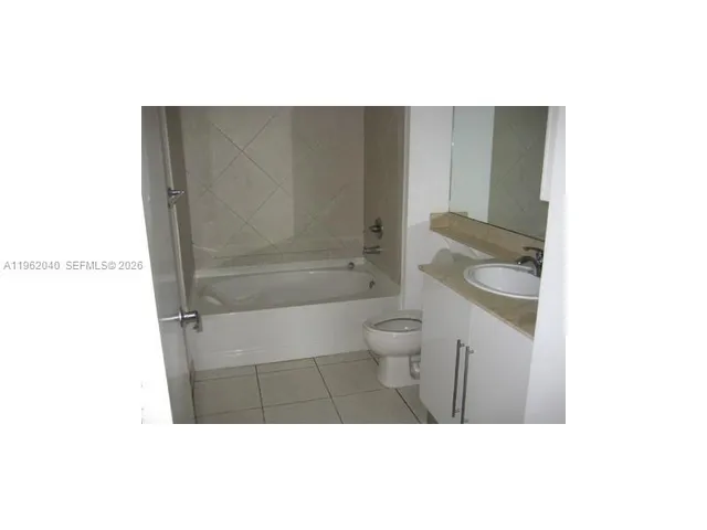$3,750 | 325 South Biscayne Boulevard, Unit 3822, Miami, FL 33131