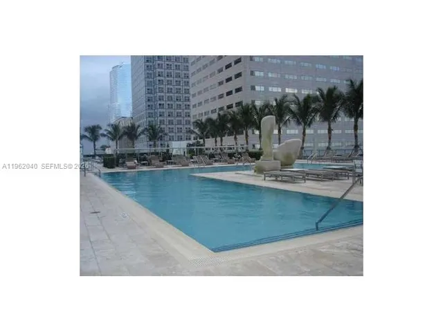 $3,750 | 325 South Biscayne Boulevard, Unit 3822, Miami, FL 33131