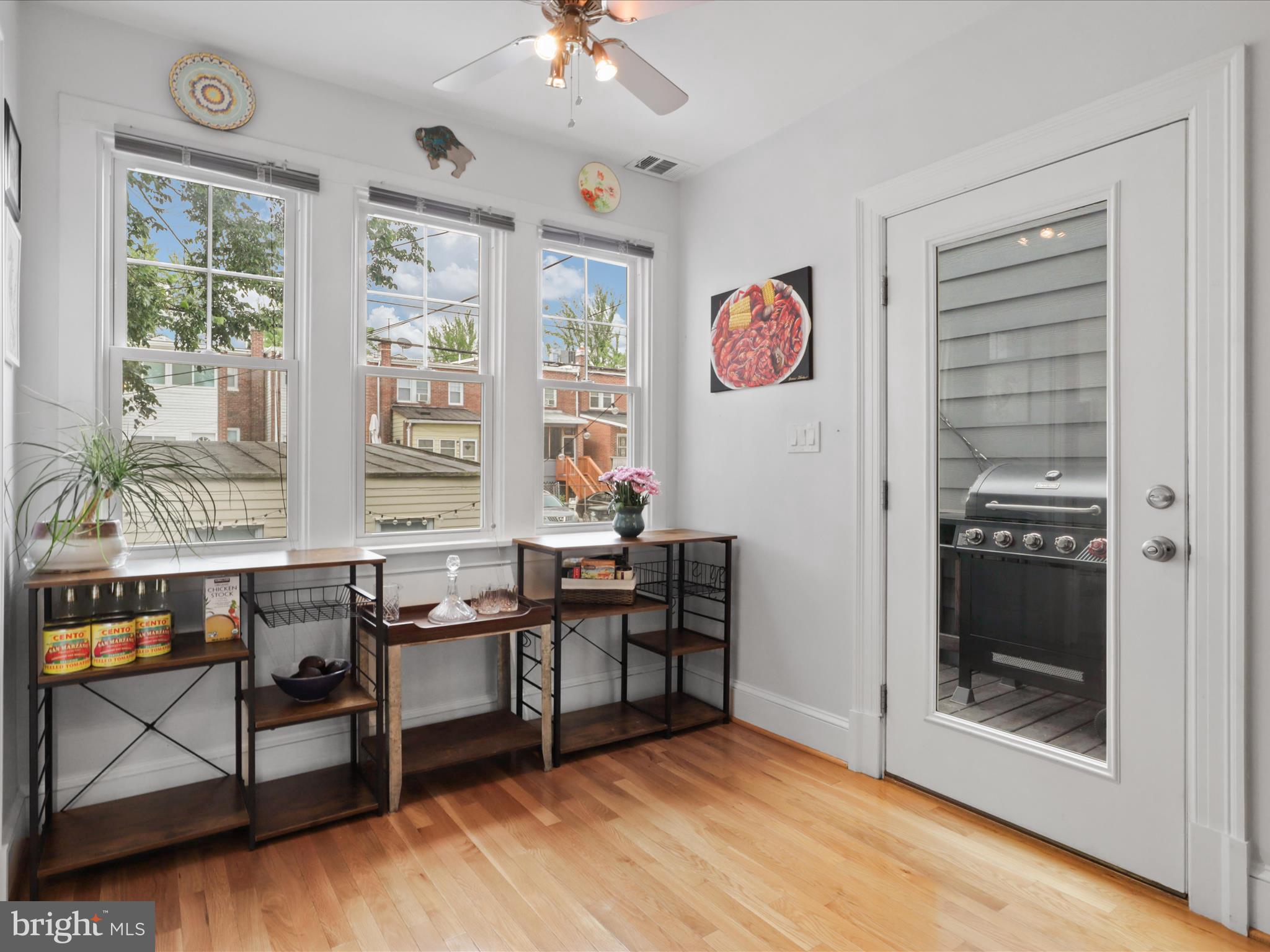 1813 Bay Street Southeast Washington, DC 20003 - Photo 12 of 26 Breakfast nook