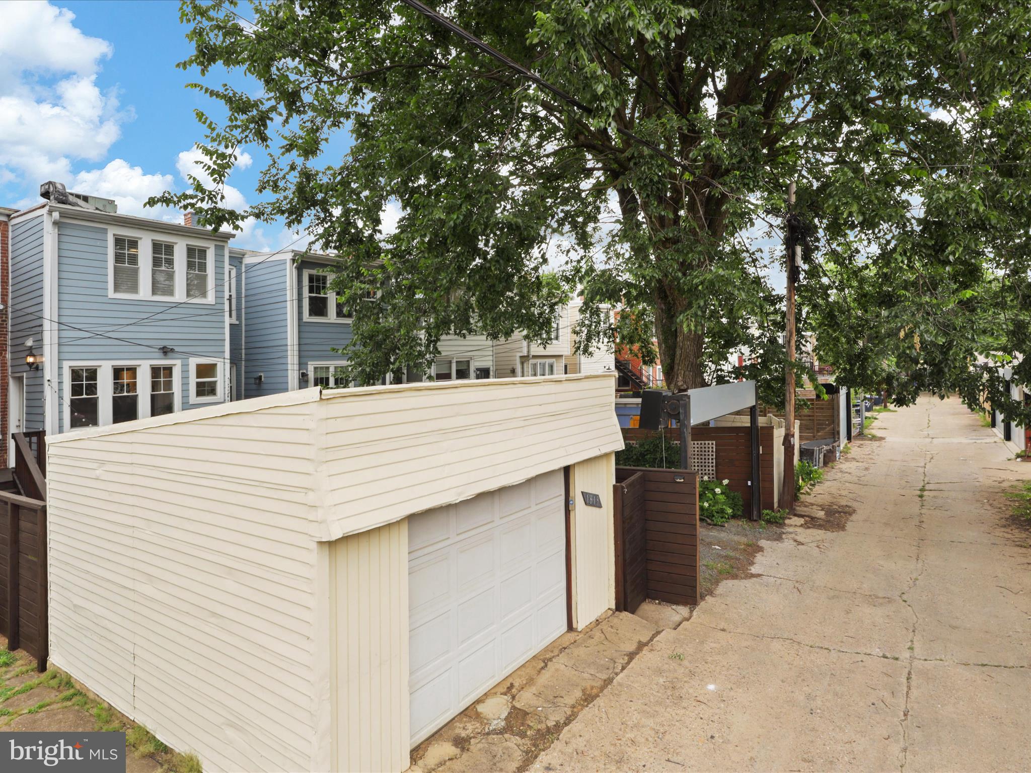 1813 Bay Street Southeast Washington, DC 20003 - Photo 16 of 26