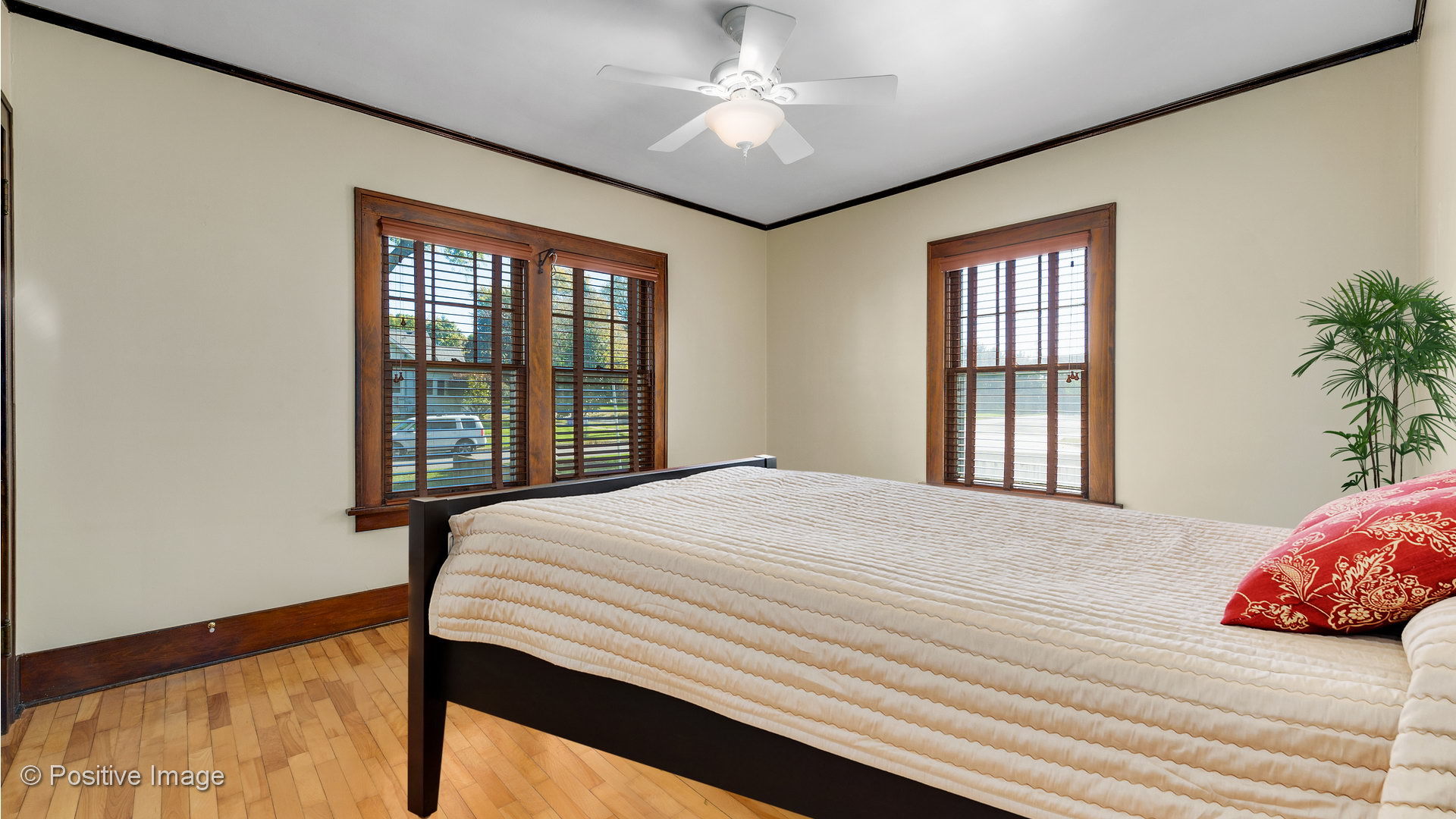 404 Lyon Avenue Wheaton, IL 60187 - Photo 13 of 20