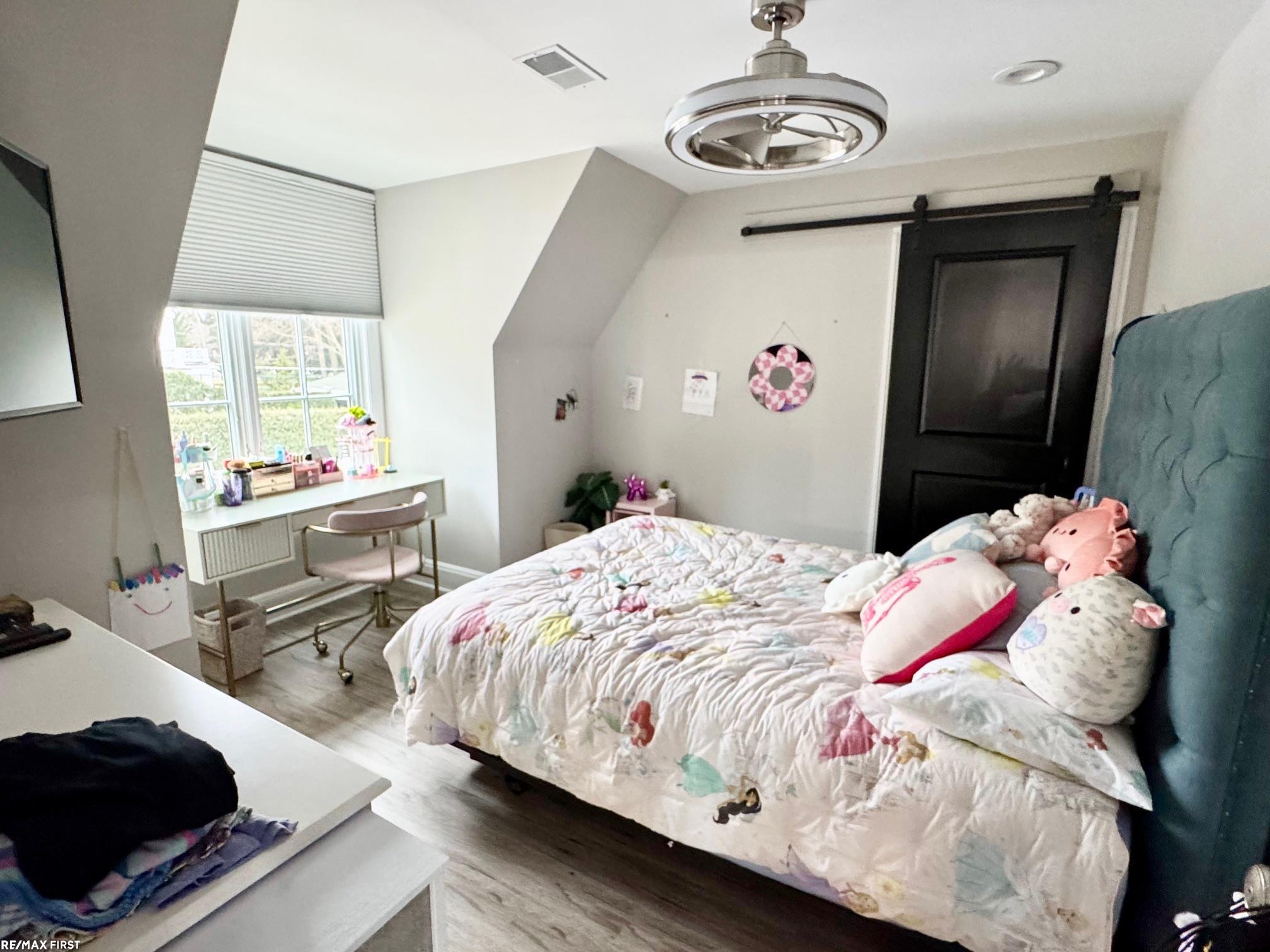 605 Lake Shore Road Grosse Pointe, MI 48236 - Photo 49 of 65 50189674-B92A02AF-8F92-41D7-8651-4FE462C36472.JPG