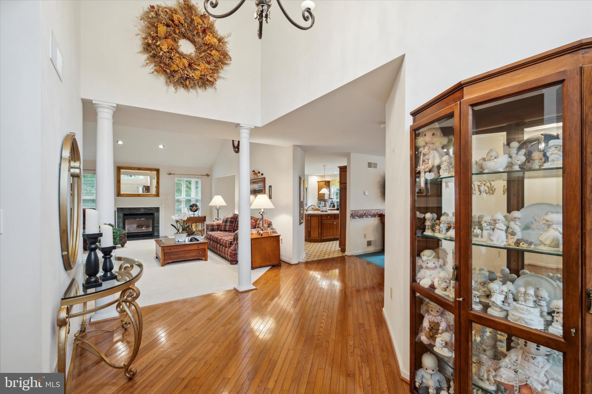 2011 Deer Ridge Drive Pottstown, PA 19464 - Photo 2 of 24 Entry Foyer