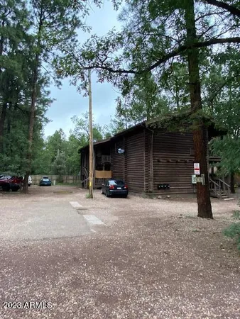 $1,030,000 | 300 East White Mountain Boulevard, Lakeside, AZ 85929