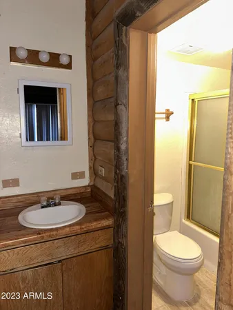$1,030,000 | 300 East White Mountain Boulevard, Lakeside, AZ 85929