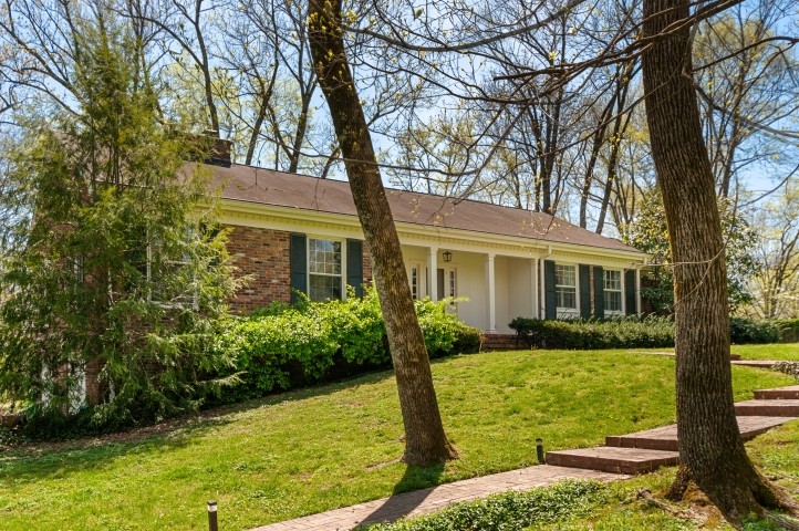 503 Huckleberry Road Nashville, TN 37205 - Photo 2 of 49 Gallery Image 2