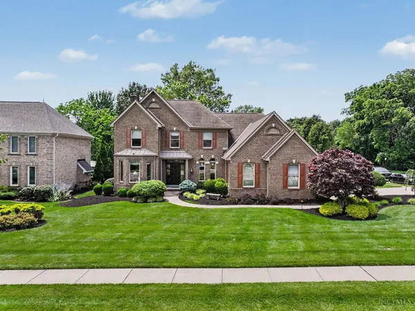 $700,000 | 5869 Glynn Court, Cincinnati, OH 45233