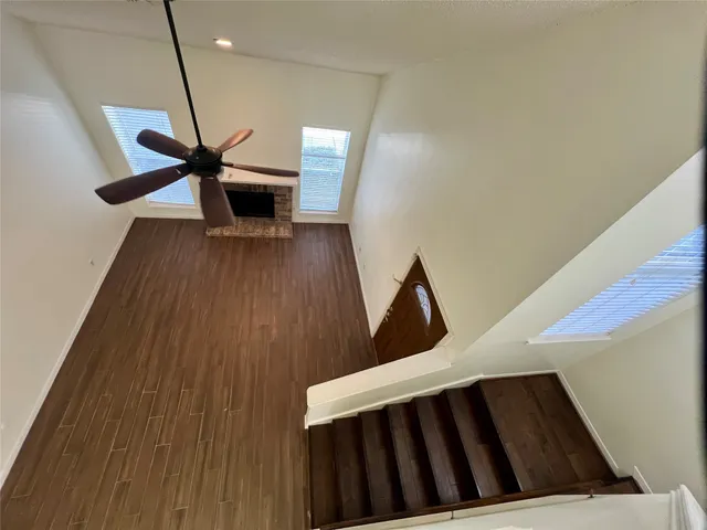 $2,300 | 980 Memorial Village Drive, Unit 47, Houston, TX 77024