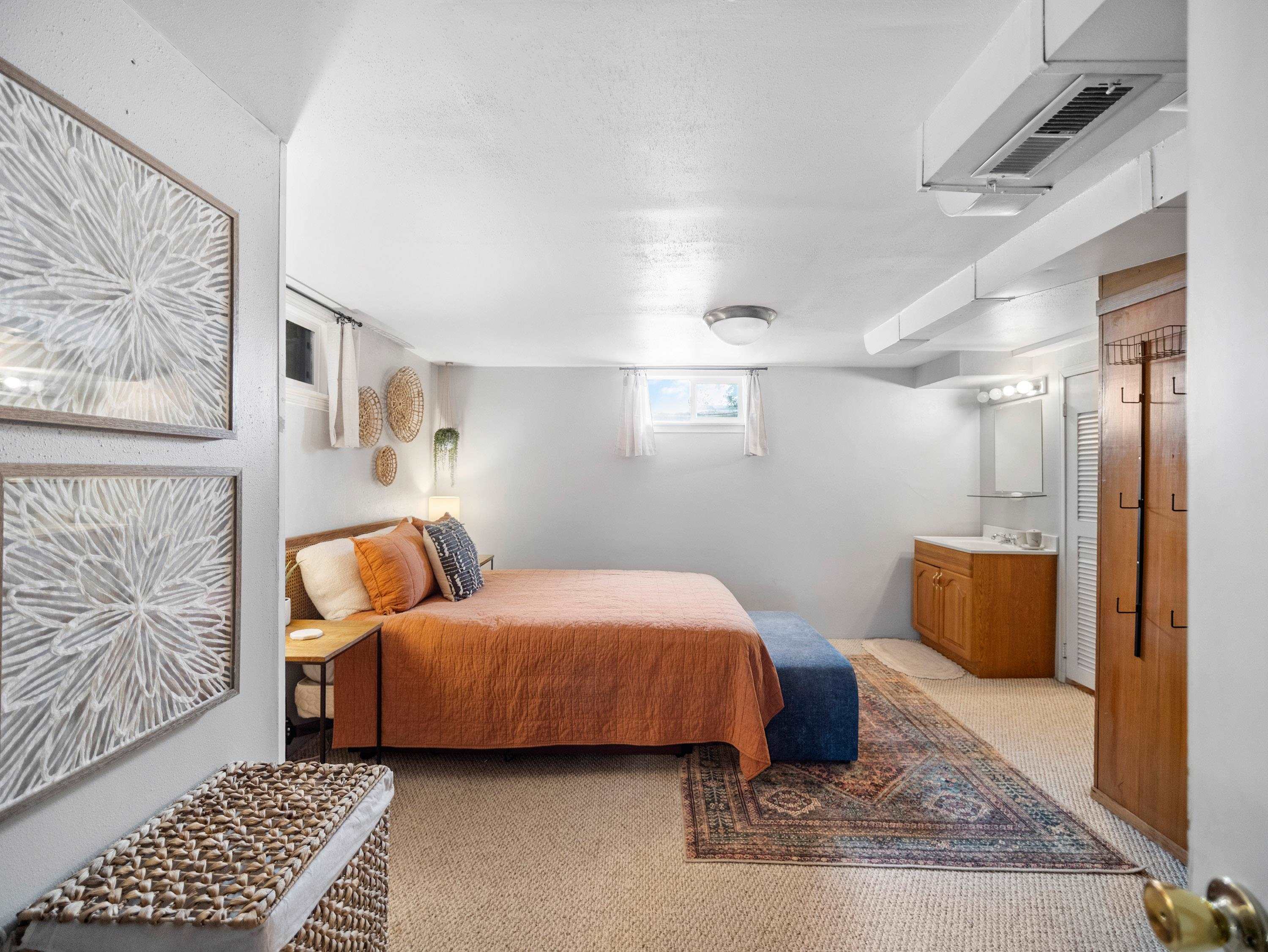 2118 North Hemlock Street Spokane, WA 99205 - Photo 32 of 45