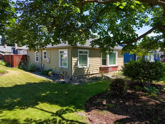 $440,000 | 2118 North Hemlock Street, Spokane, WA 99205