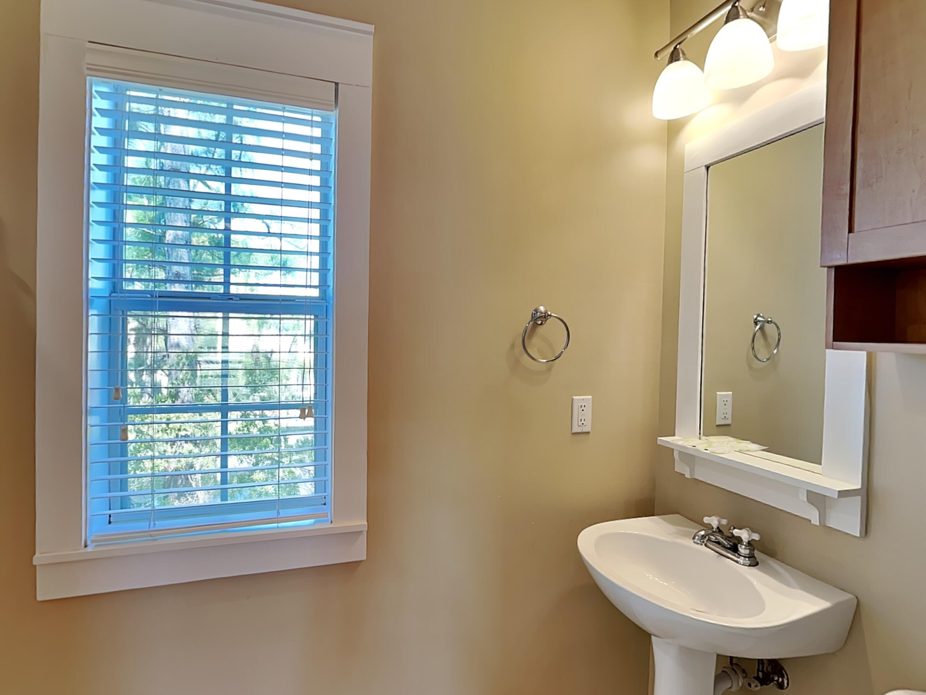198 Somerset Bridge Road, Unit 113 Santa Rosa Beach, FL 32459 - Photo 15 of 32 Primary Bath