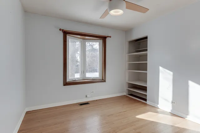 $3,000 | 1311 East Euclid Avenue, Arlington Heights, IL 60004