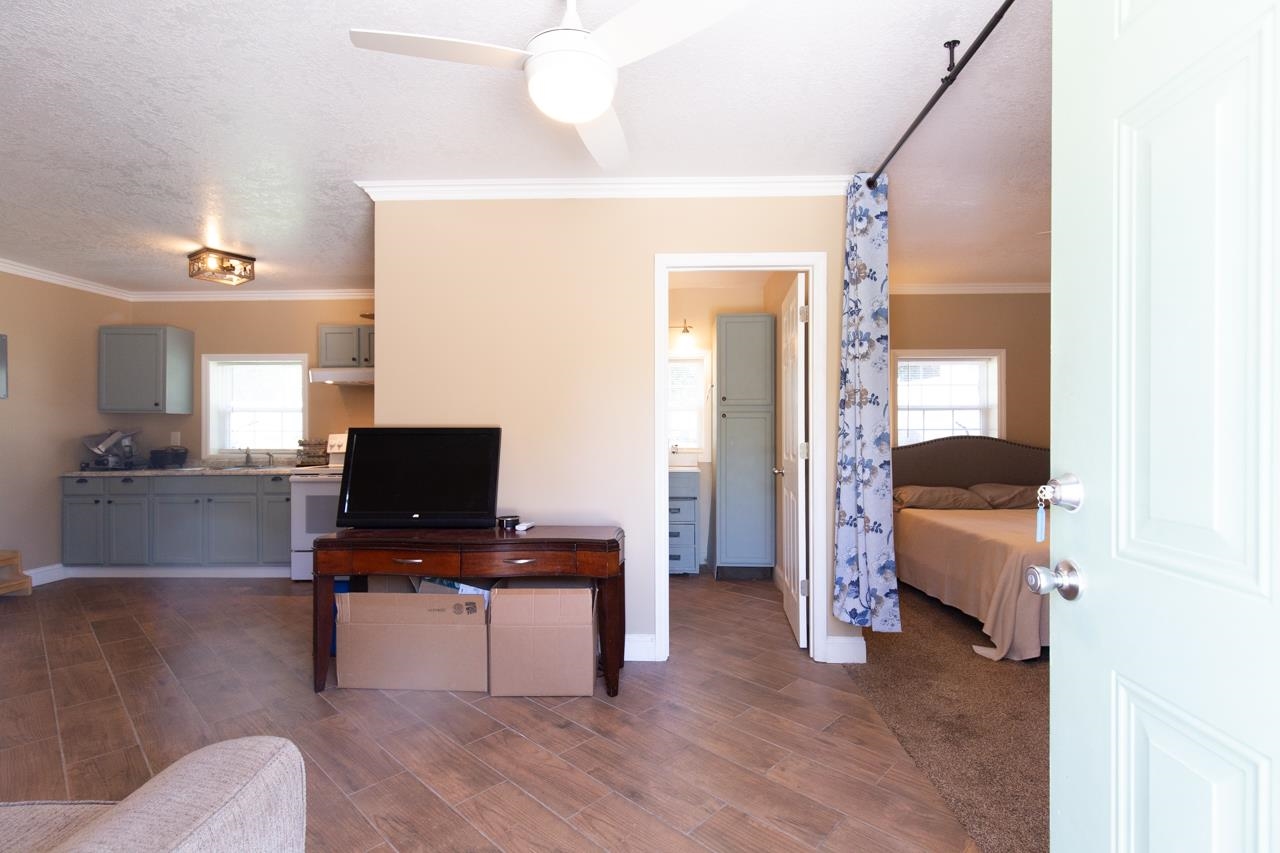 288 West Base Street Madison, FL 32340 - Photo 3 of 36 Gallery Image 3