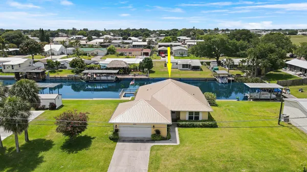$450,000 | 1914 Southeast 30th Street, Okeechobee, FL 34974
