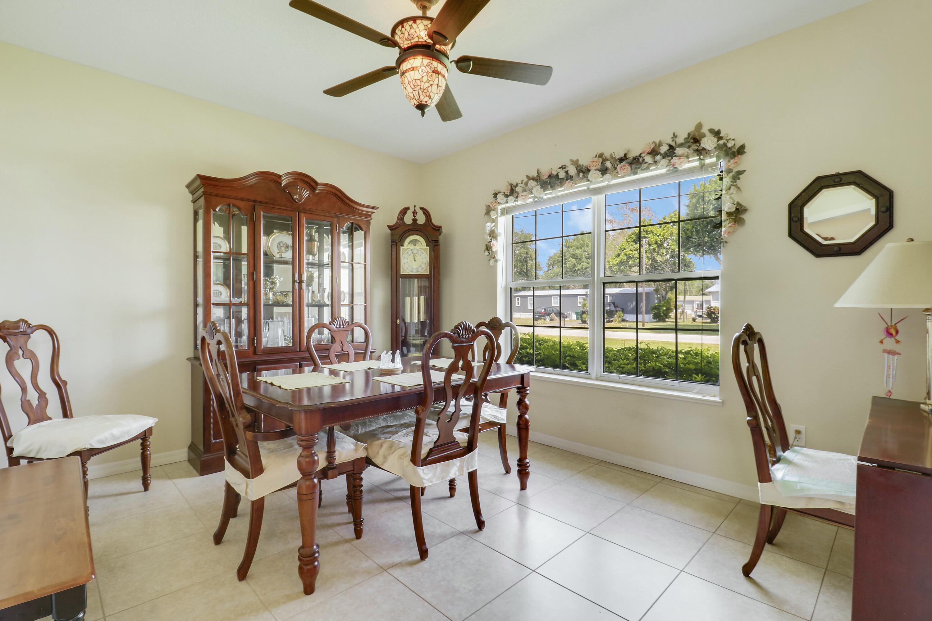 1914 Southeast 30th Street Okeechobee, FL 34974 - Photo 13 of 41 Formal Dining Room